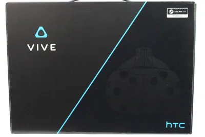 HTC  VIVE VRヘッドセット