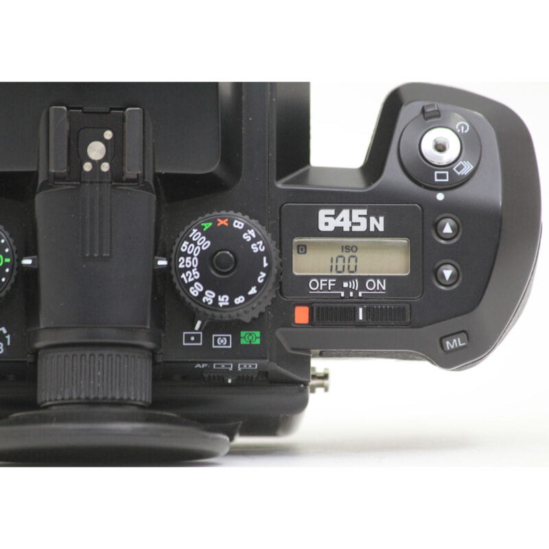 PENTAX ペンタックス 小型軽量中判一眼レフカメラ本体 645Nの画像1