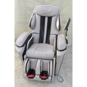 Panasonic パナソニック リアルプロ EP-MA057 マッサージチェアの買取り品の画像
