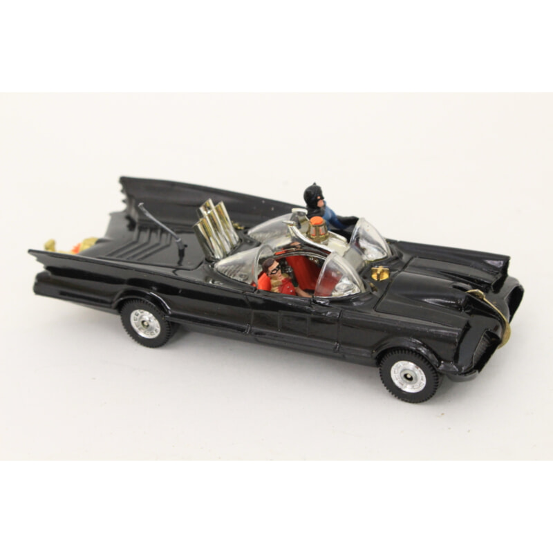 コーギー [CORGI GIFT SET 3] BATMOBILE & Batboat on trailer GS3 バットモービルの画像1